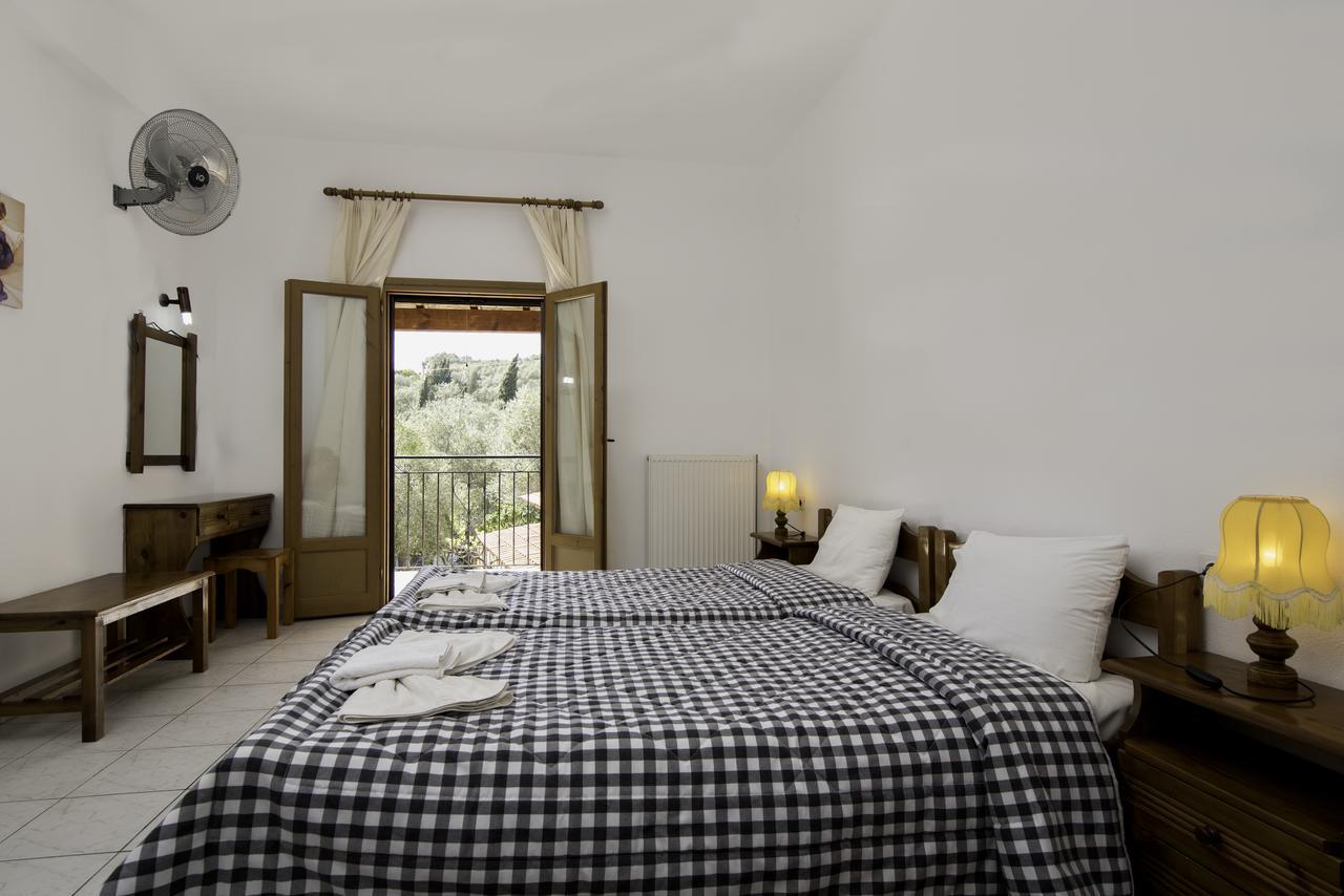 Villa Blue Pearl Agios Georgios Pagon Ngoại thất bức ảnh